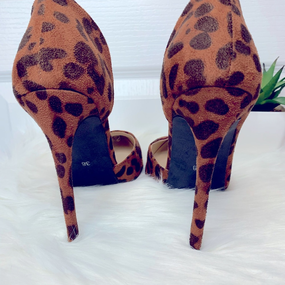 Leopard Print Suede Heels - Picture 4 of 5